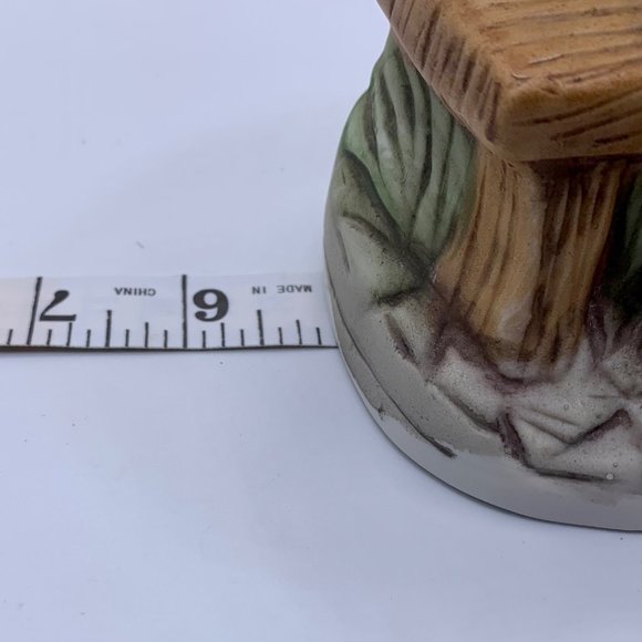 Vintage Hand-Painted Ceramic Figurine Of Man On Bench Holding Jug & Bowl - Picture 10 of 11